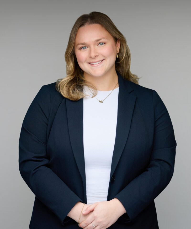 Thériault, Emily